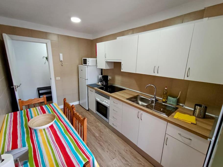 Dulos House Pool And Free Wifi Cho 외부 사진