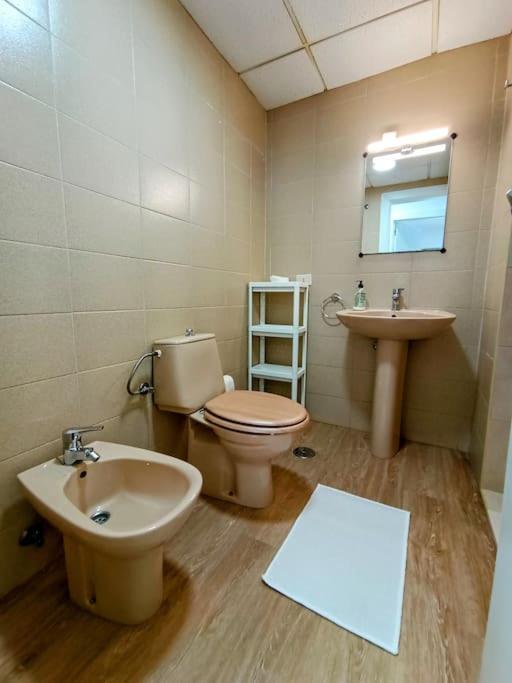 Dulos House Pool And Free Wifi Cho 외부 사진